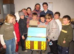 všichni